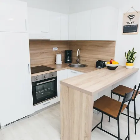 Aurelia'S Comfy Place With Free Parking Zagreb Exterior photo