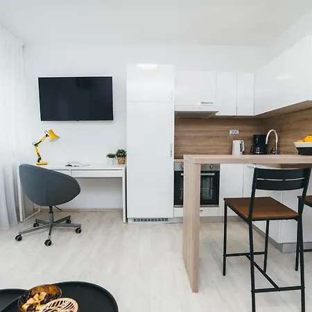 Aurelia'S Comfy Place With Free Parking Zagreb Exterior photo